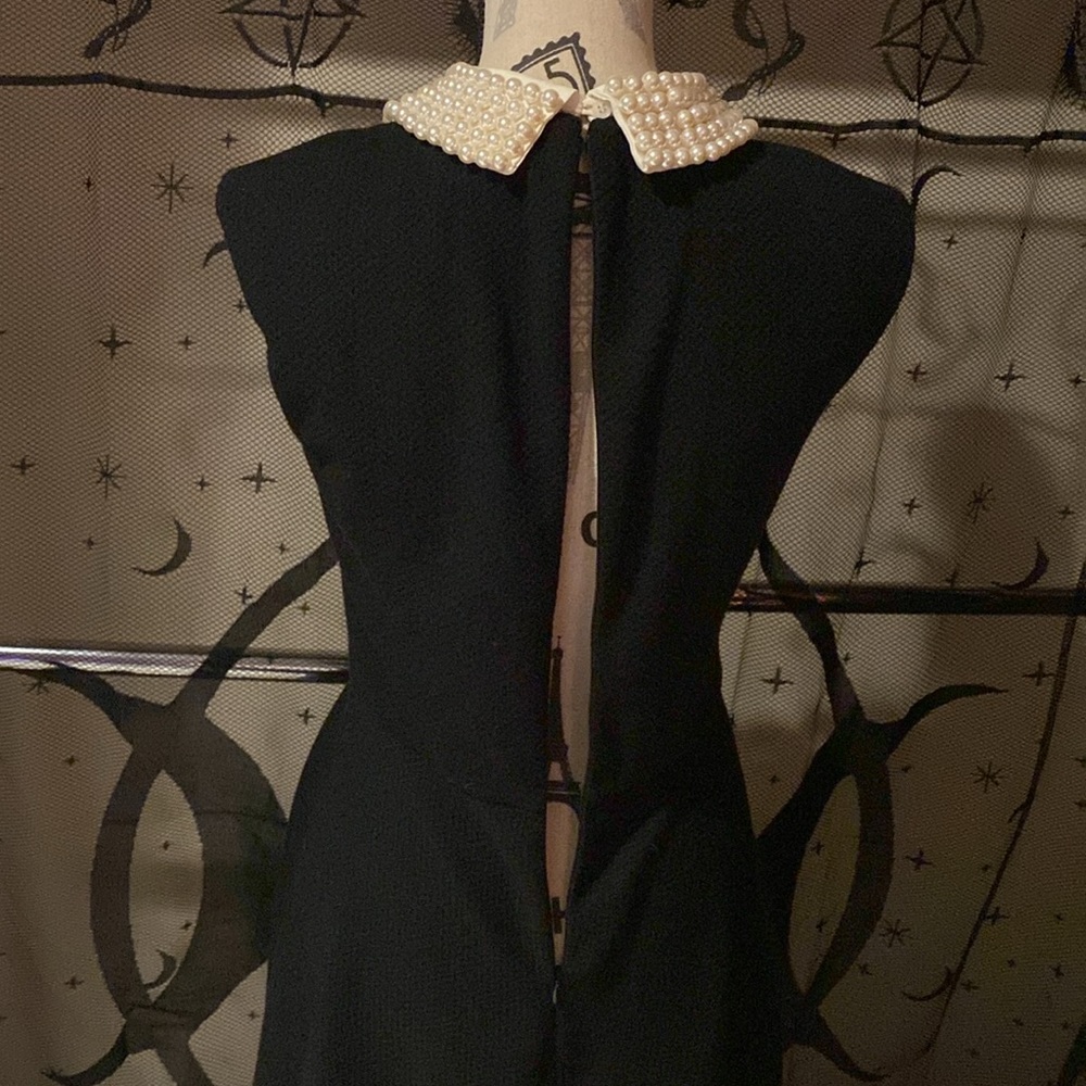 Betsey Johnson Black Midi Dress with Pearl Collar - Picture 4 of 13